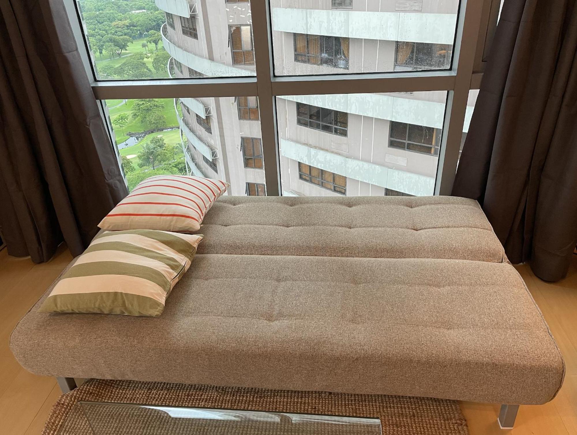 Prime Avant Bgc Location Apartments By Ph Staycation 马尼拉 外观 照片
