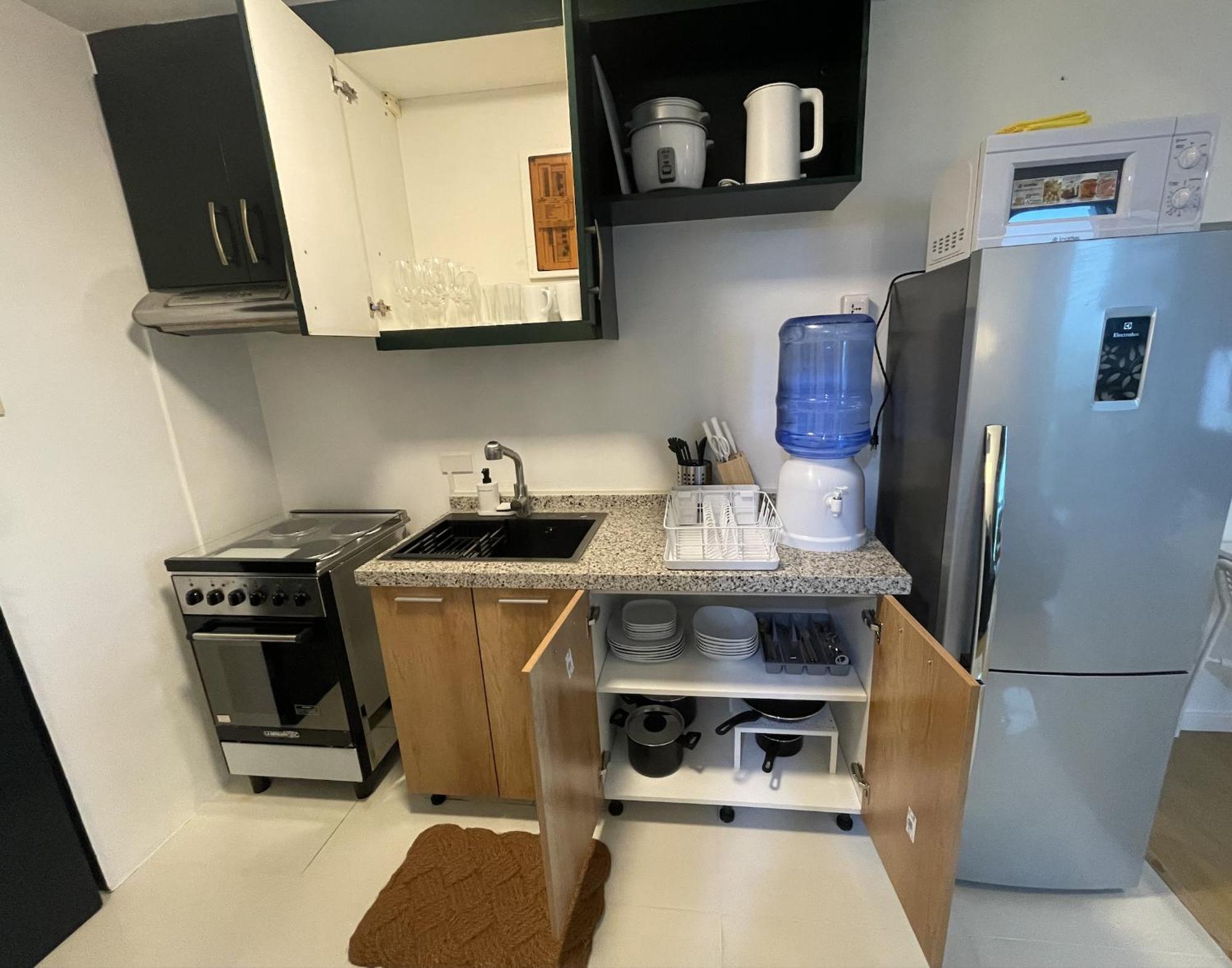 Prime Avant Bgc Location Apartments By Ph Staycation 马尼拉 外观 照片